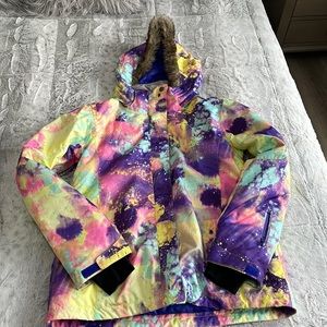 Woman’s ski/snowboard jacket